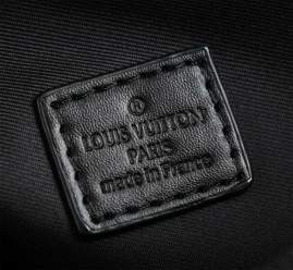 Picture of Louis Vuitton Mens Bags _SKUfw143038241fw